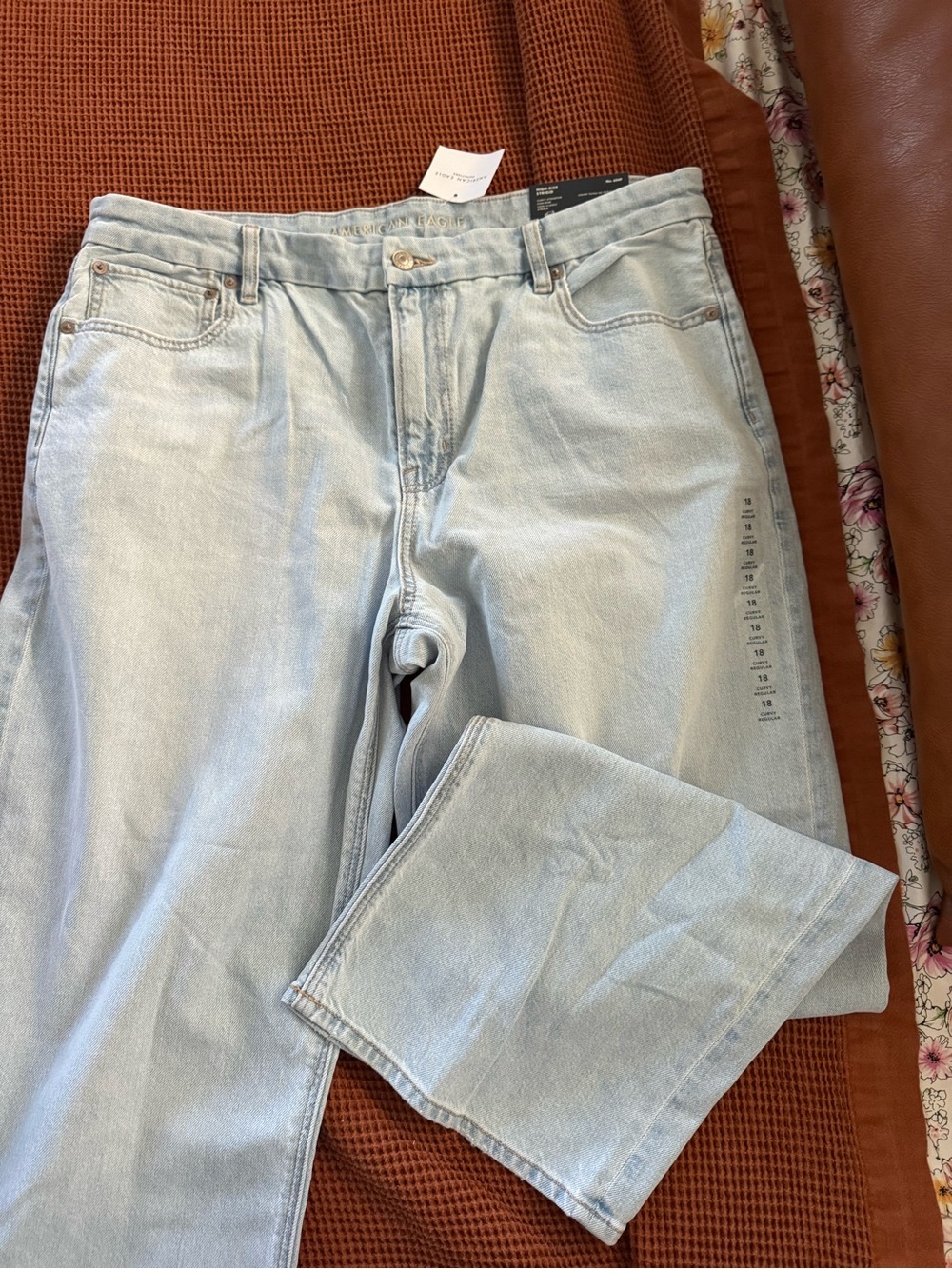 American Eagle Curvy Stovepipe High Rise Strigid Jeans Size 18 NWT